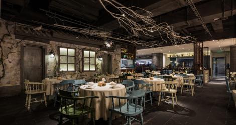 “隨物成器，巧在其中” 高品質(zhì)接待會所。