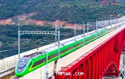 一軌兩國(guó)，中老鐵路同配齊物流開(kāi)辟新的幸福道路