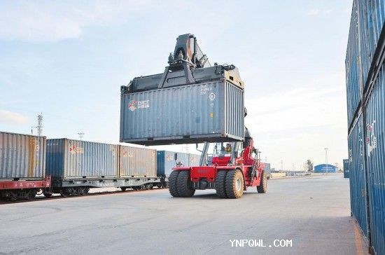 中老鐵路貨物運輸